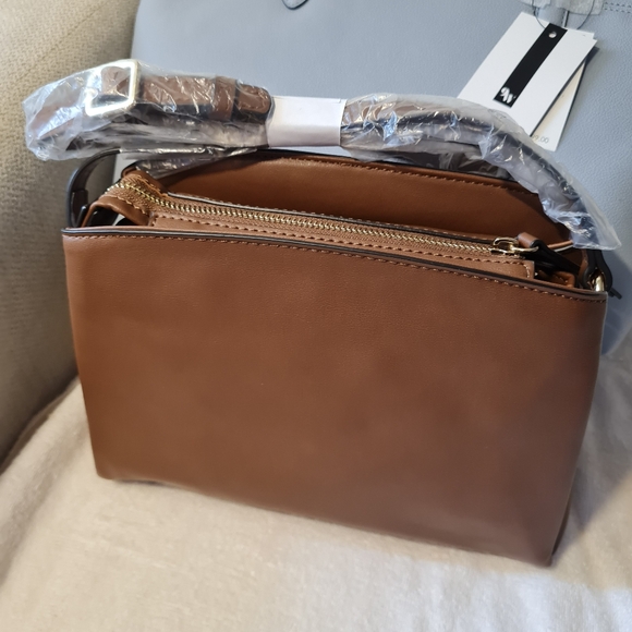 Nine West Light Blue and Tan Tote and Crossbody Set Bundle - Picture 4 of 6